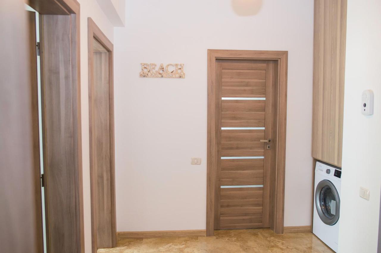 Golden Shell Apartment Mamaia Nord Năvodari Eksteriør bilde