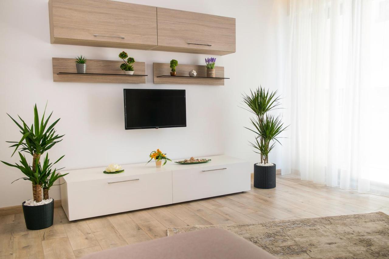 Golden Shell Apartment Mamaia Nord Năvodari Eksteriør bilde